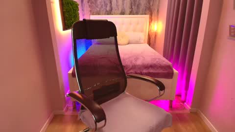 Scarlett online show from 01.31.25