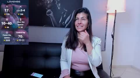 Snapshot of scarlett_moore_ chatting on 12.18.24 Scarlett online show from 12.18.24