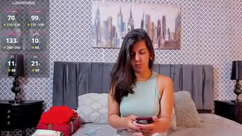 Snapshot of scarlett_moore_ chatting on 01.10.25 Scarlett online show from 01.10.25