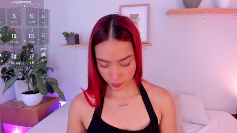 Scarlett Morgan online show from 01.04.25