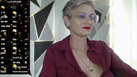 Snapshot of scarlett_paris chatting on 12.04.24 Scarlett online show from 12.04.24