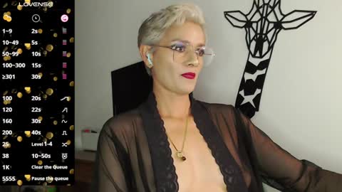 Snapshot of scarlett_paris chatting on 01.31.25 Scarlett online show from 01.31.25