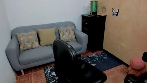 Scarlett sax online show from 11.23.25