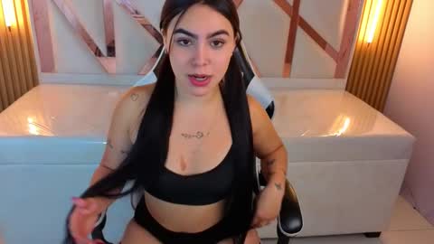 Snapshot of scarlett_smith_tp chatting on 09.24.25 Scarlett online show from 09.24.25