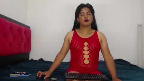 Snapshot of scarlett_tomsomp chatting on 02.09.25 scarlett online show from 02.09.25