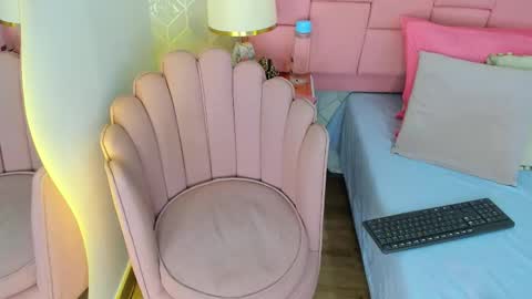 scarlett_vixen7 online show from 12.01.25