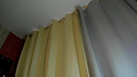 Scarlett zin follow me online show from 03.29.26