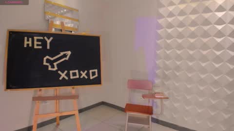 Snapshot of scarlettblaze1 chatting on 10.31.25 Sacrlett Blaze online show from 10.31.25