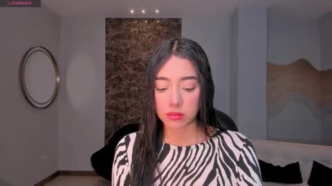 Snapshot of scarlettblaze1 chatting on 12.16.25 Sacrlett Blaze online show from 12.16.25