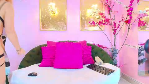 SCARLETTE online show from 02.16.26