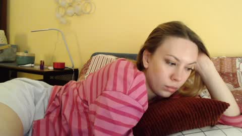 Snapshot of scarlettford chatting on 02.07.25 Scarlett online show from 02.07.25