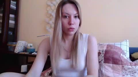 Snapshot of scarlettford chatting on 02.09.25 Scarlett online show from 02.09.25