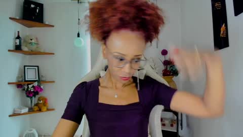 Snapshot of scarlettmalbec chatting on 01.03.25 Scarlett online show from 01.03.25
