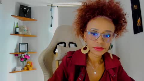 Snapshot of scarlettmalbec chatting on 01.06.25 Scarlett online show from 01.06.25