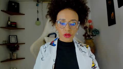 Snapshot of scarlettmalbec chatting on 01.09.25 Scarlett online show from 01.09.25