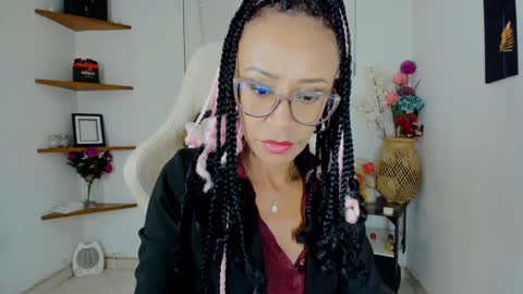Snapshot of scarlettmalbec chatting on 01.14.25 Scarlett online show from 01.14.25
