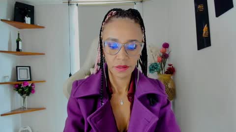 Snapshot of scarlettmalbec chatting on 01.25.25 Scarlett online show from 01.25.25
