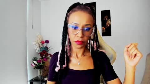 Snapshot of scarlettmalbec chatting on 02.24.25 Scarlett online show from 02.24.25