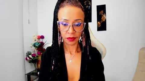 Snapshot of scarlettmalbec chatting on 03.07.25 Scarlett online show from 03.07.25