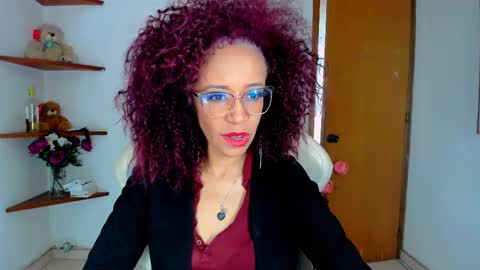 Snapshot of scarlettmalbec chatting on 10.02.25 Scarlett online show from 10.02.25