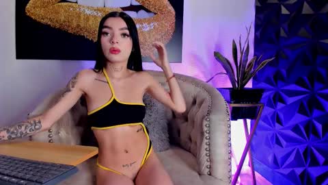 Scarlet online show from 10.08.25