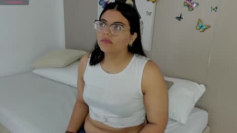 Scarlett Whitmore online show from 10.05.25