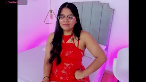 Scarlett Whitmore online show from 12.03.25