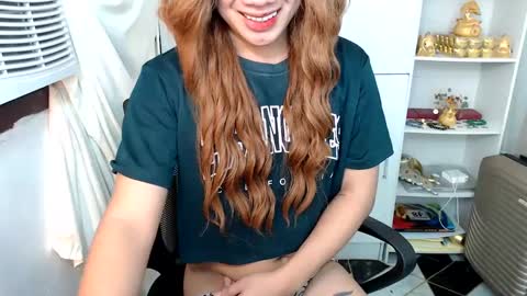 Snapshot of scarletxxxx chatting on 12.16.24 Queen Scarlet online show from 12.16.24