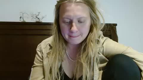 ScarTit Bernhard online show from 02.25.25