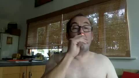 Snapshot of scbiggersballs chatting on 10.07.25 scbiggersballs online show from 10.07.25