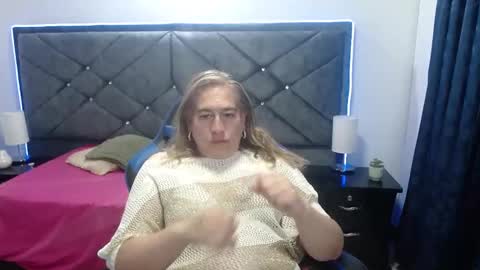 Sccarlet online show from 11.20.25