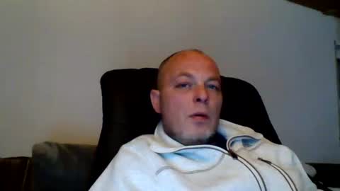 schnibschnab online show from 10.05.25