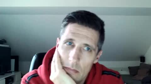 Snapshot of schnuckigeil chatting on 01.15.25 Dildomen online show from 01.15.25