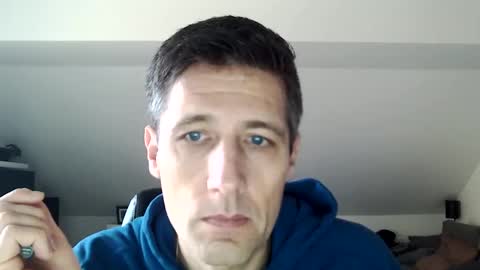 Snapshot of schnuckigeil chatting on 01.28.25 Dildomen online show from 01.28.25