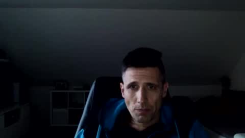 Snapshot of schnuckigeil chatting on 02.04.25 Dildomen online show from 02.04.25