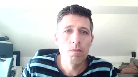 Snapshot of schnuckigeil chatting on 03.05.25 Dildomen online show from 03.05.25