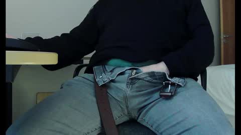 Snapshot of schwanz2023 chatting on 03.03.25 Mick online show from 03.03.25