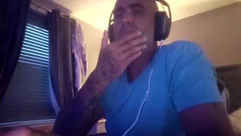 Snapshot of scottish79111 chatting on 07.10.26 scottish79111 online show from 07.10.26