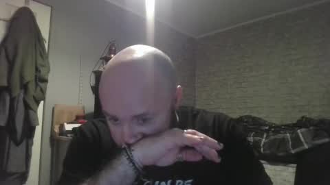 Snapshot of scottish_alien chatting on 04.04.26 Richard James online show from 04.04.26