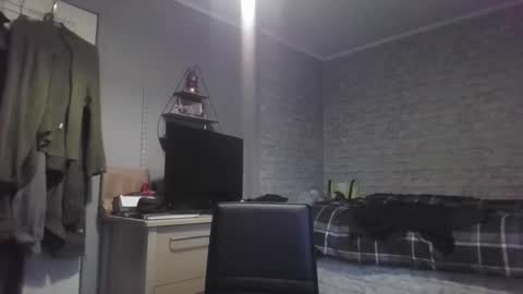 Snapshot of scottish_alien chatting on 04.04.26 Richard James online show from 04.04.26