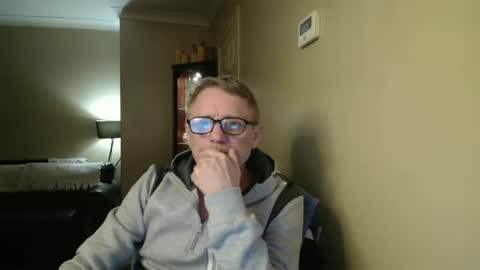 Snapshot of scottsman214 chatting on 12.26.24 James online show from 12.26.24