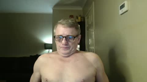 Snapshot of scottsman214 chatting on 01.18.25 James online show from 01.18.25