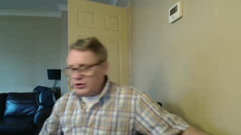 Snapshot of scottsman214 chatting on 01.19.25 James online show from 01.19.25