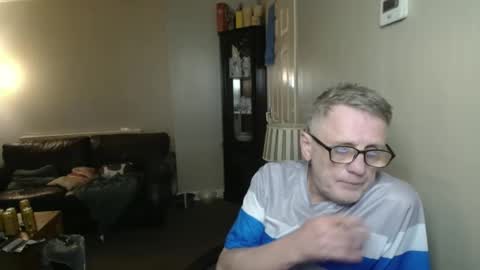 Snapshot of scottsman214 chatting on 09.28.25 James online show from 09.28.25