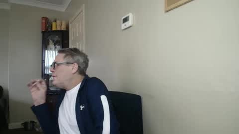 Snapshot of scottsman214 chatting on 11.13.25 James online show from 11.13.25