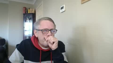 Snapshot of scottsman214 chatting on 11.16.25 James online show from 11.16.25