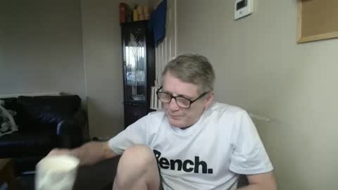 Snapshot of scottsman214 chatting on 12.16.25 James online show from 12.16.25