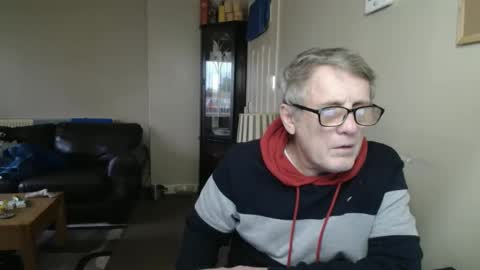 Snapshot of scottsman214 chatting on 12.17.25 James online show from 12.17.25