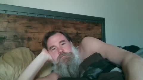 Snapshot of scottybobbit chatting on 06.04.26 Scott online show from 06.04.26