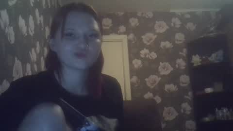 Snapshot of scylla5 chatting on 06.25.26 scylla5 online show from 06.25.26